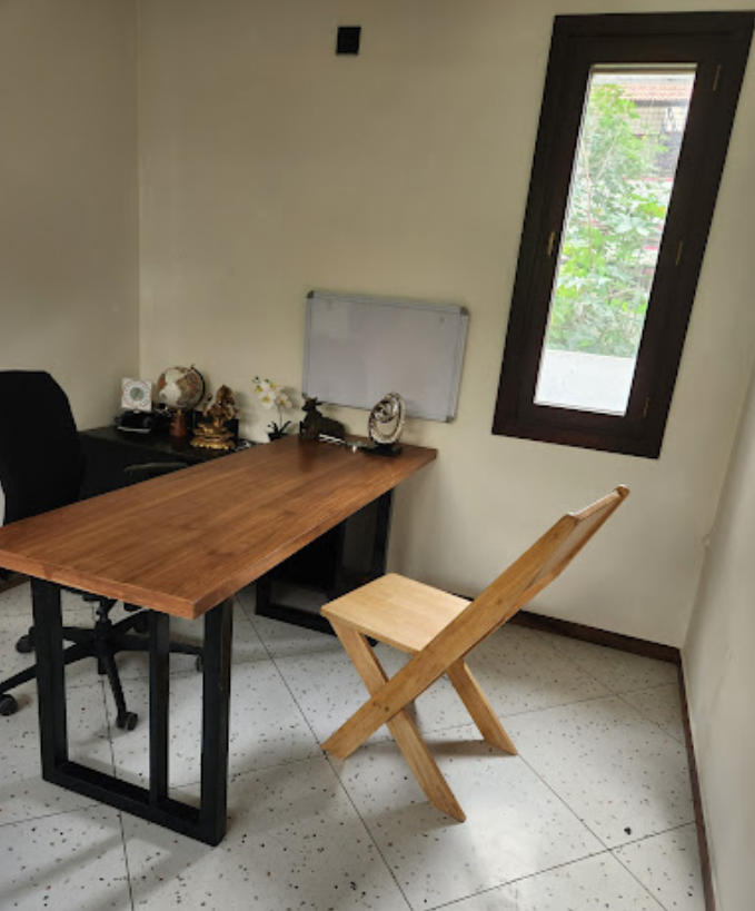 Aarna Orthopaedic Clinic waiting area — Sahakar Nagar Bengaluru